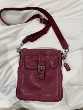 Vintage Coach Wine Leather Messenger Crossbody with Buckle Front